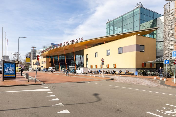 Foto 4 van Petrus Campersingel 31-40