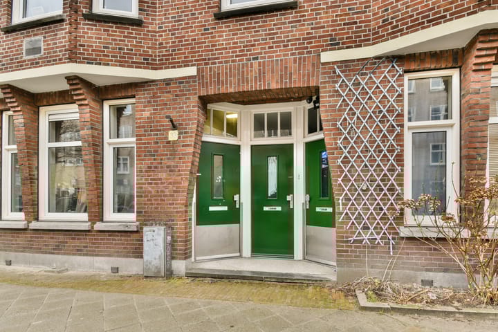 Foto 8 van Tweede Van der Helststraat 33-3