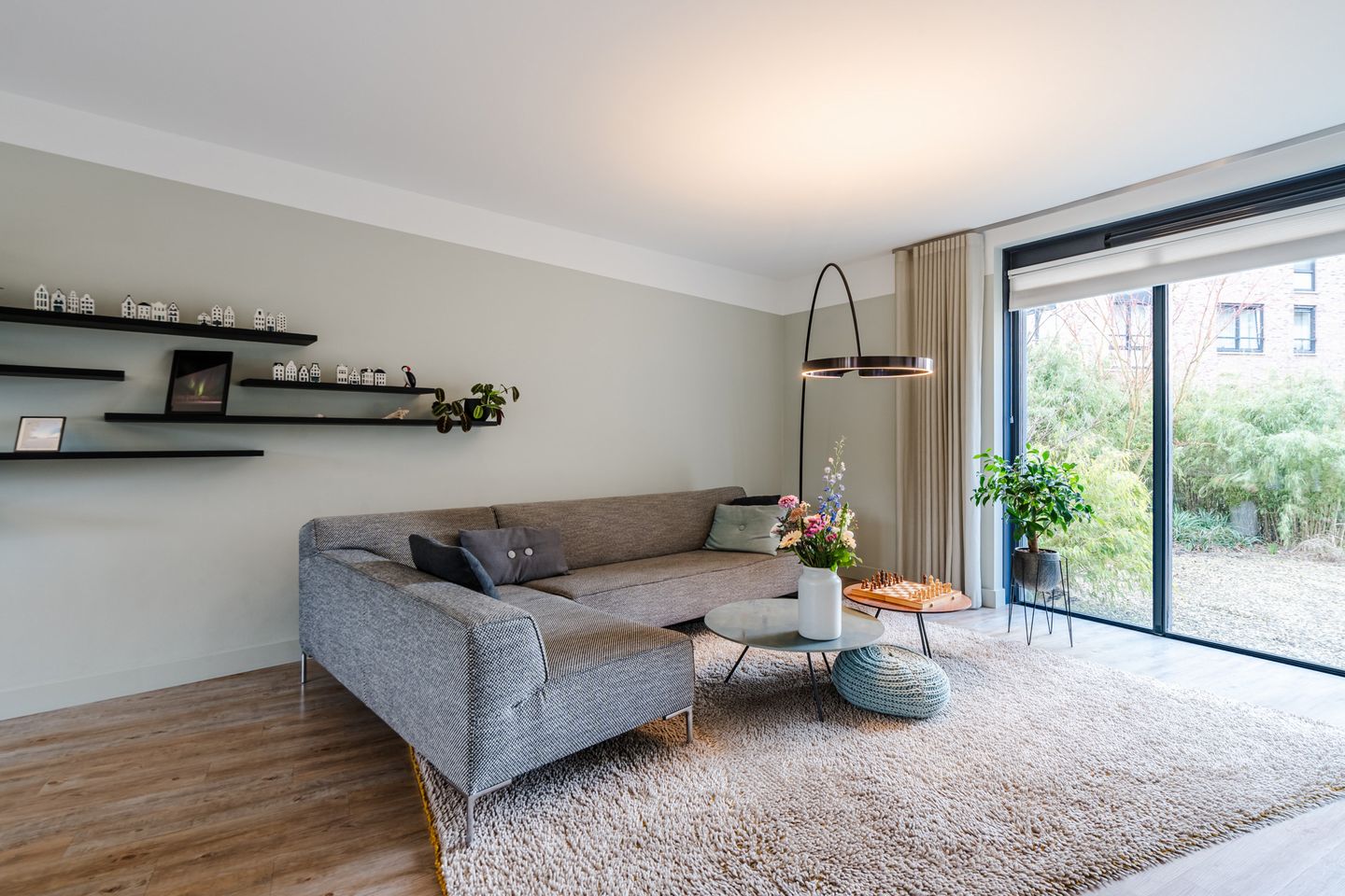 Foto 10 van Adriaan van Royenlaan 33