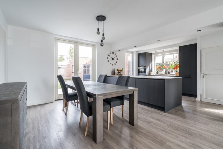 Foto 8 van Tromplaan 140