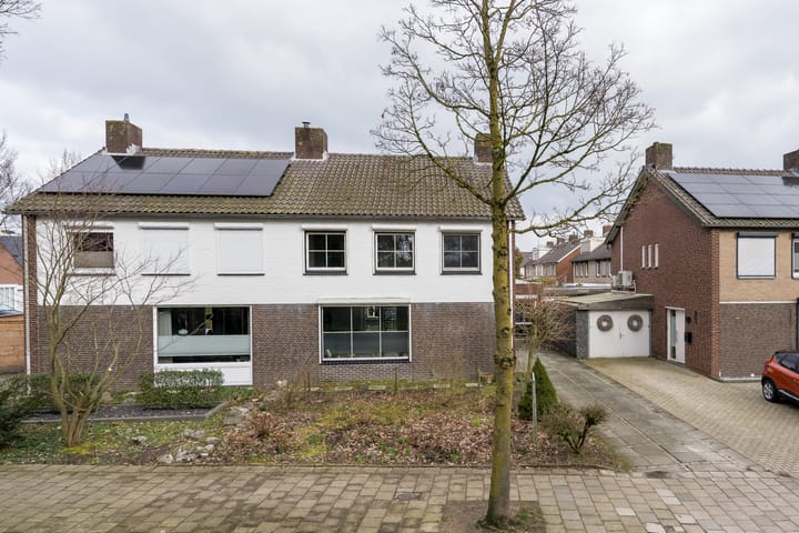 Foto 43 van Tromplaan 140