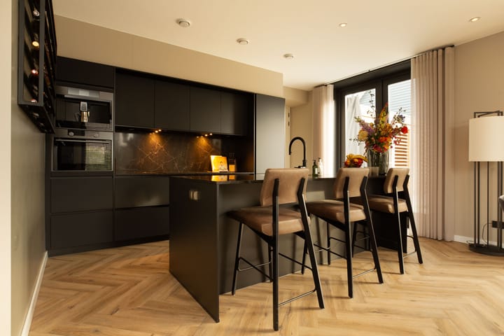 Foto 17 van Helmbloem 17