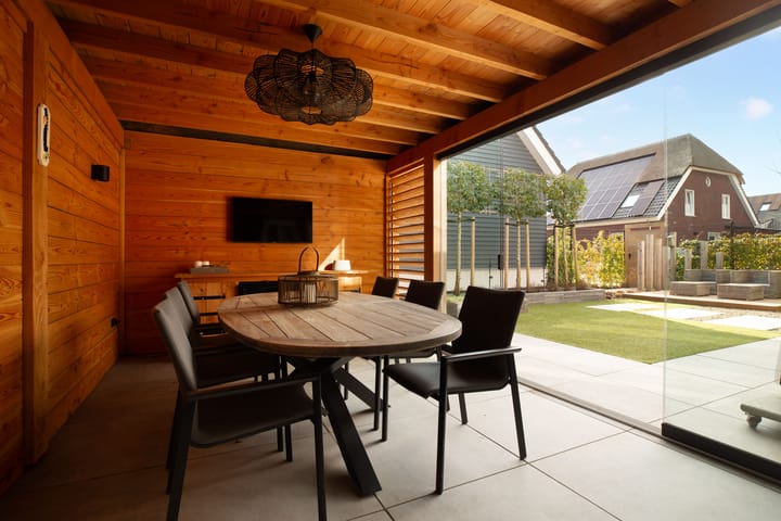 Foto 26 van Helmbloem 17