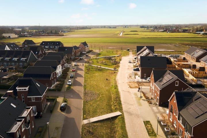 Foto 52 van Helmbloem 17