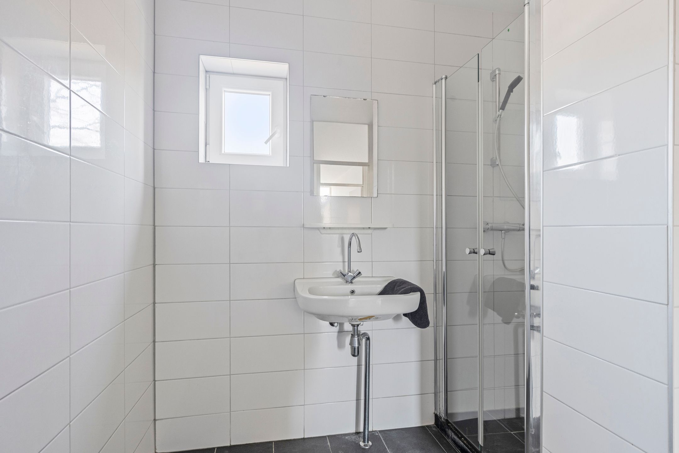 Foto 33 van Bedumerstraat 37