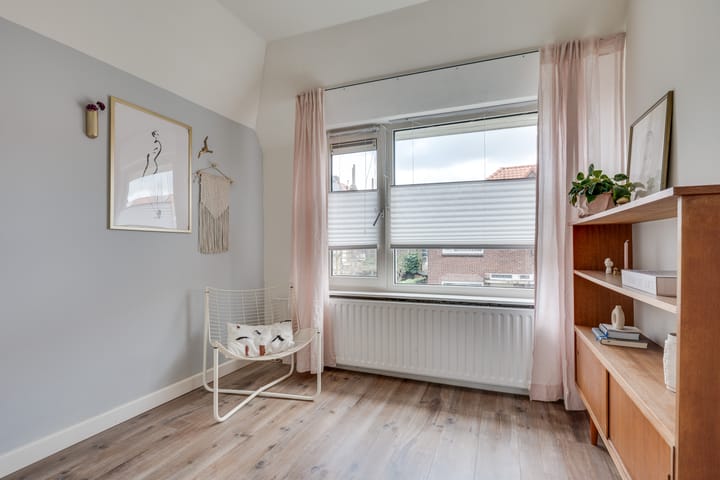 Foto 27 van Zonneroosstraat 4