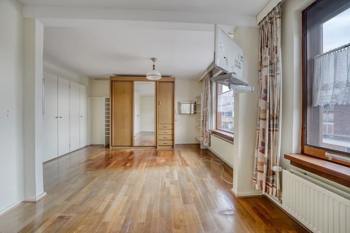 Foto 21 van van Swietenstraat 49