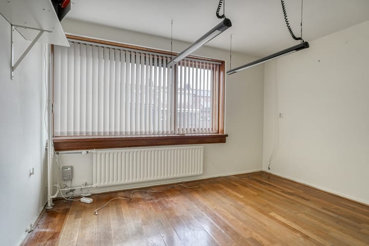 Foto 24 van van Swietenstraat 49