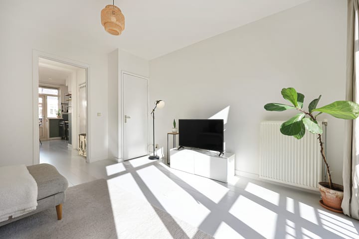 Foto 11 van Eerste Atjehstraat 99-3