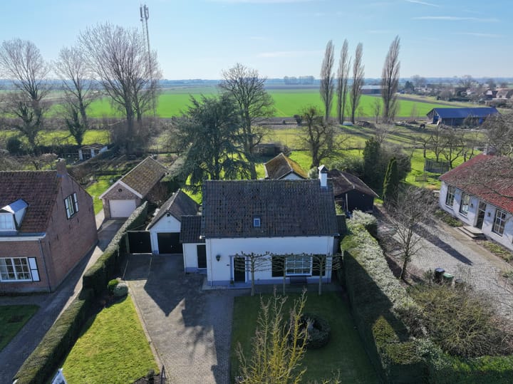 Photo 1 of Oostburgsestraat 10-A