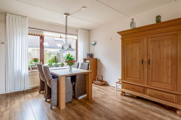 Foto 15 van Spreeuwenhof 25