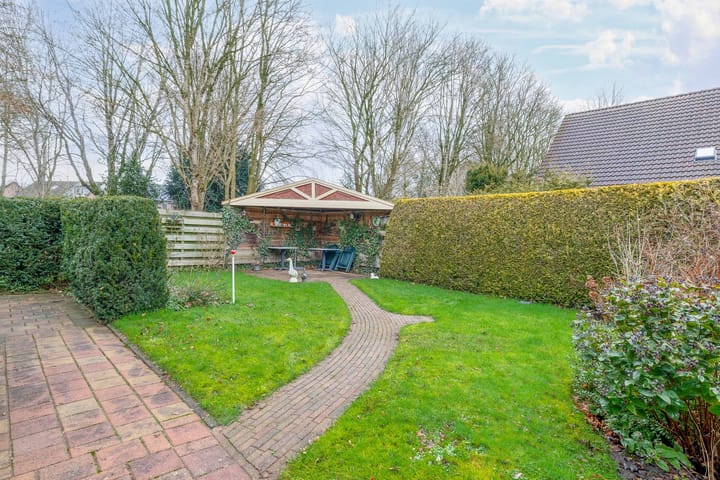 Foto 33 van Spreeuwenhof 25