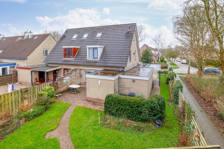 Foto 35 van Spreeuwenhof 25