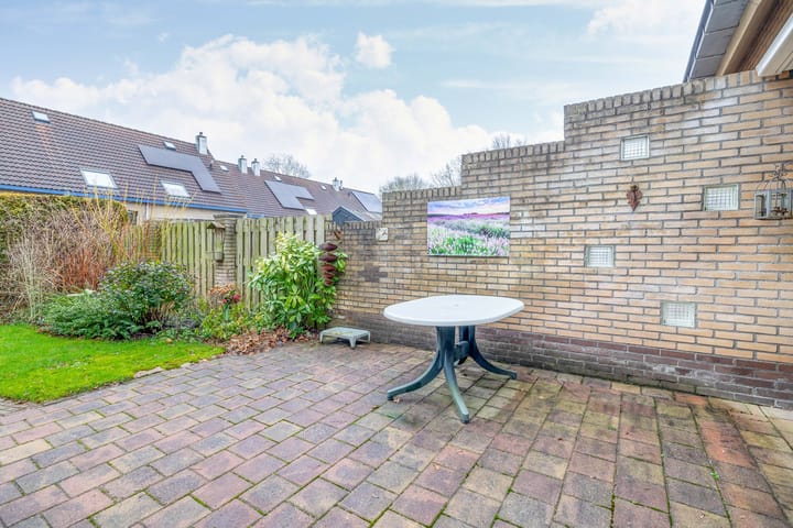 Foto 37 van Spreeuwenhof 25