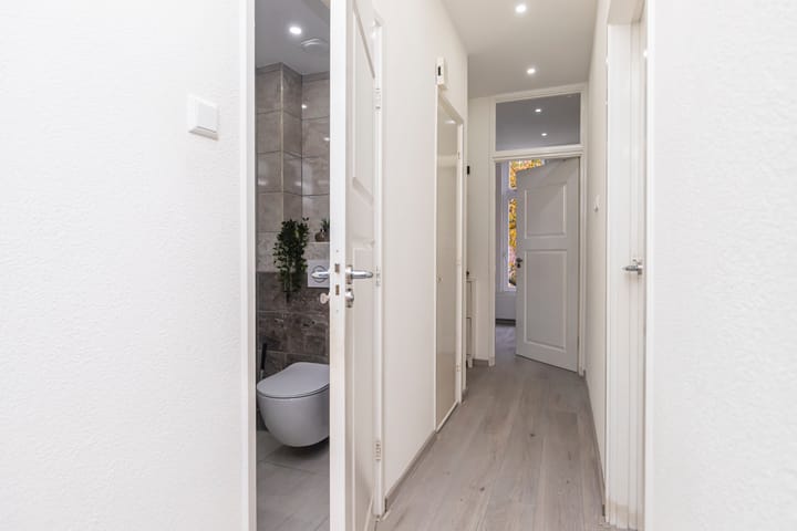 Foto 17 van Hendrik van Deventerstraat 91