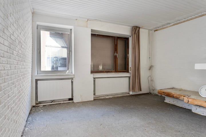 Foto 9 van Einderstraat 68