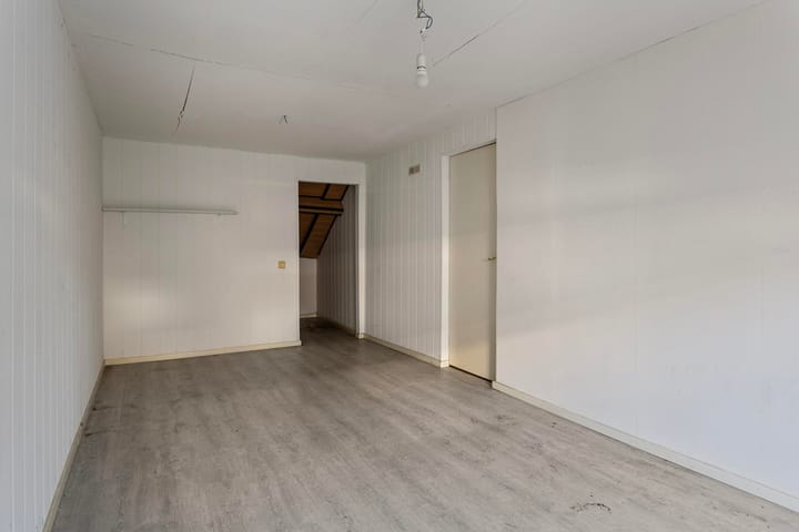 Foto 31 van Einderstraat 68