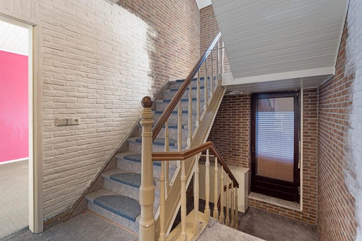 Foto 18 van Einderstraat 68