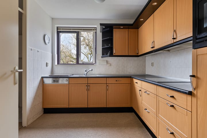 Photo 20 of Emmastraat 42