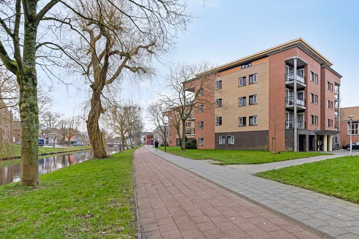 Photo 31 of Emmastraat 42