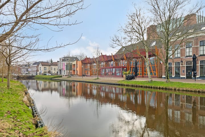 Photo 35 of Emmastraat 42