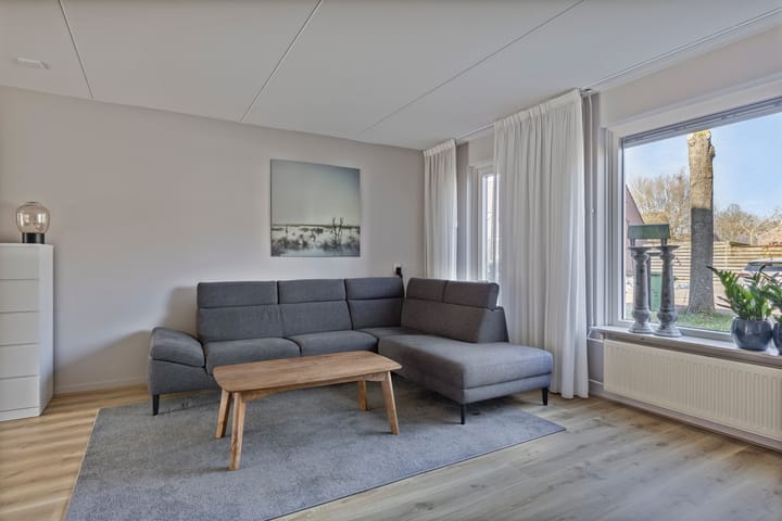 Foto 5 van Wilgenroos 72