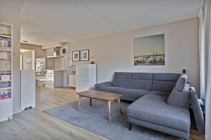 Foto 6 van Wilgenroos 72