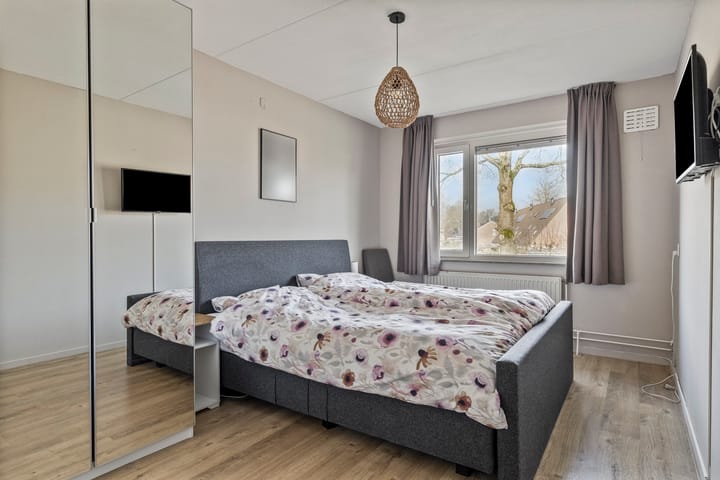 Foto 17 van Wilgenroos 72