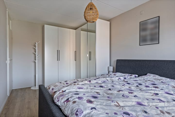 Foto 18 van Wilgenroos 72