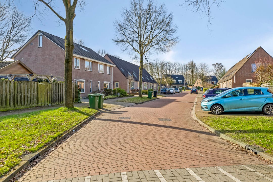 Foto 32 van Wilgenroos 72