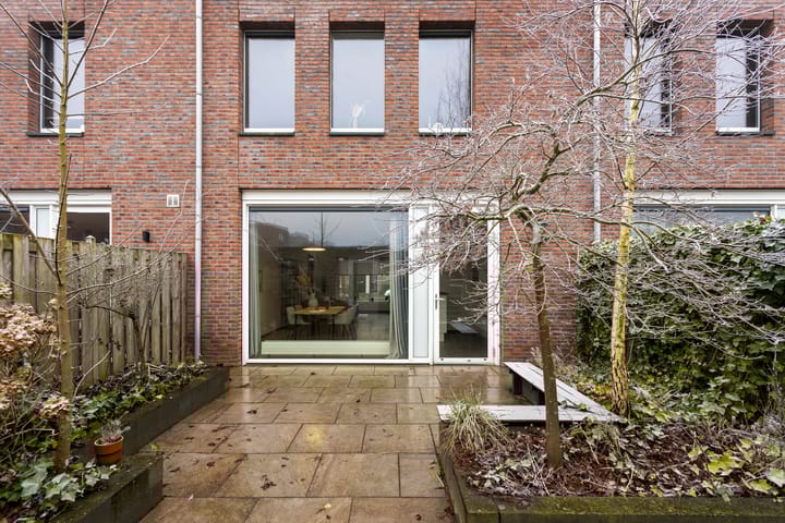 Foto 4 van van Vollenhovenstraat 33