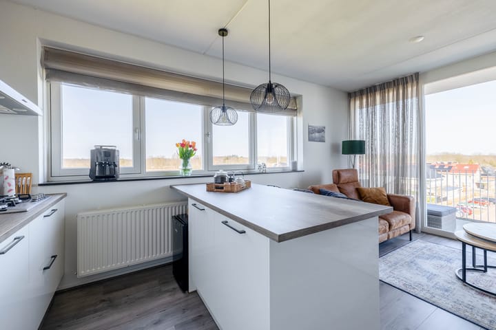 Foto 17 van Weegbree 46