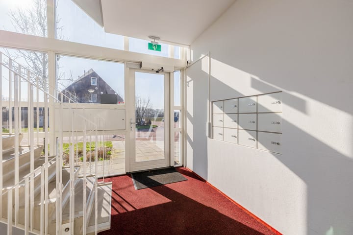 Foto 27 van Weegbree 46