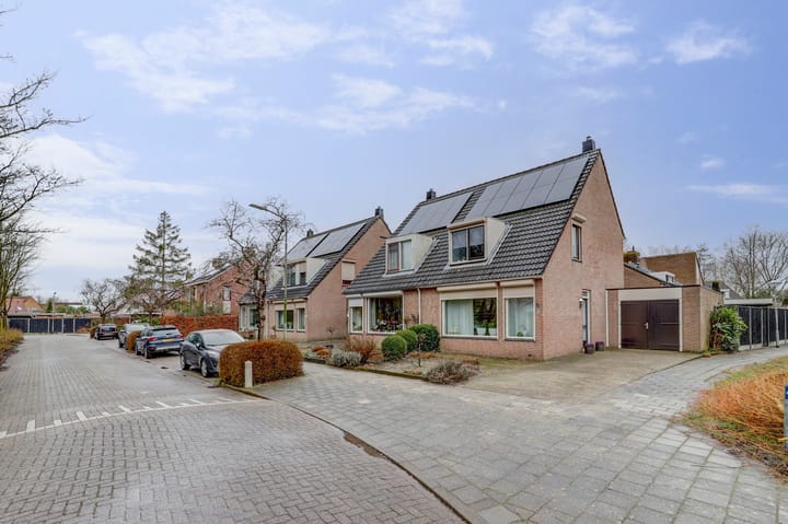 Foto 3 van Liesbethstraat 49