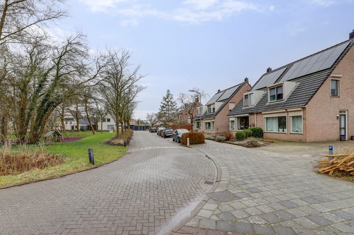 Foto 4 van Liesbethstraat 49