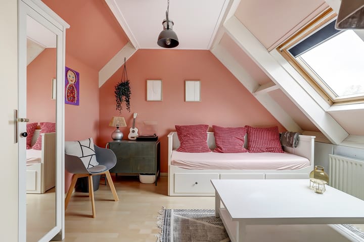 Photo 28 of Liesbethstraat 49