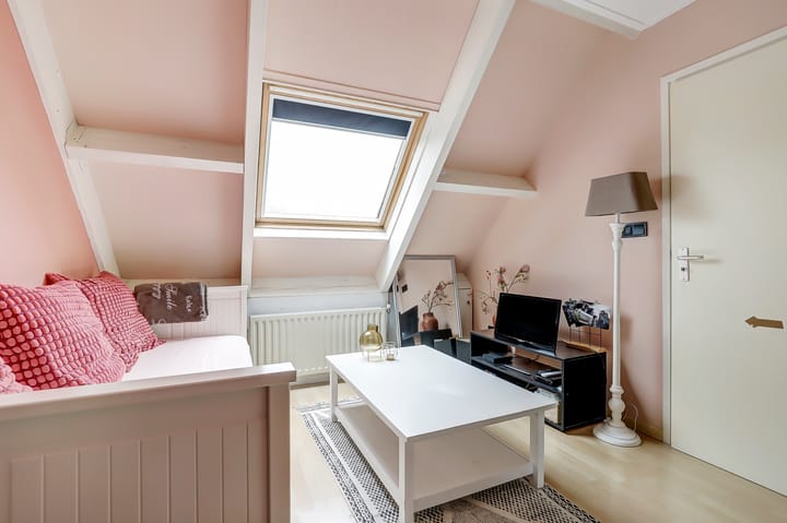 Photo 29 of Liesbethstraat 49