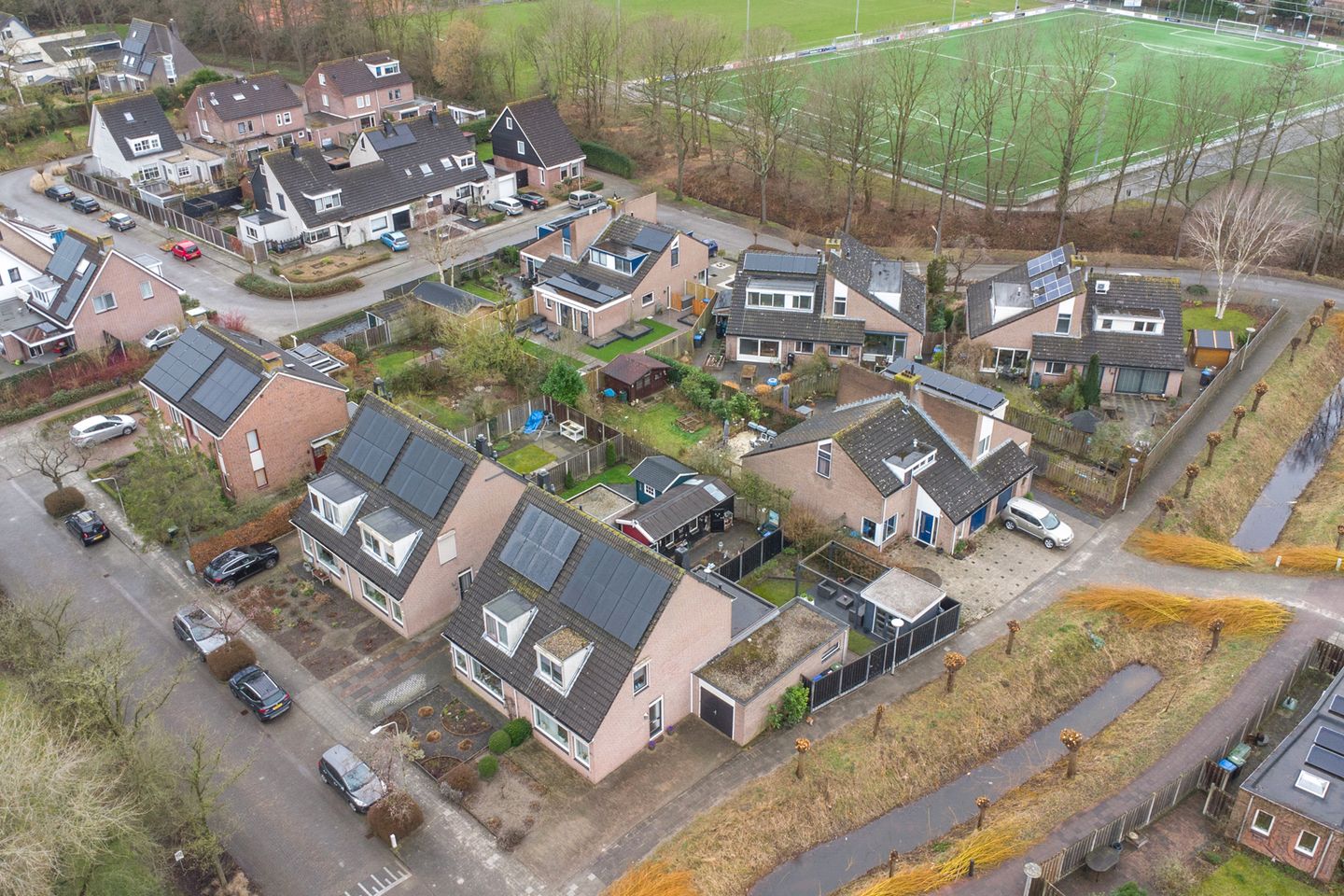 Foto 44 van Liesbethstraat 49
