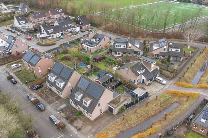 Photo 44 of Liesbethstraat 49