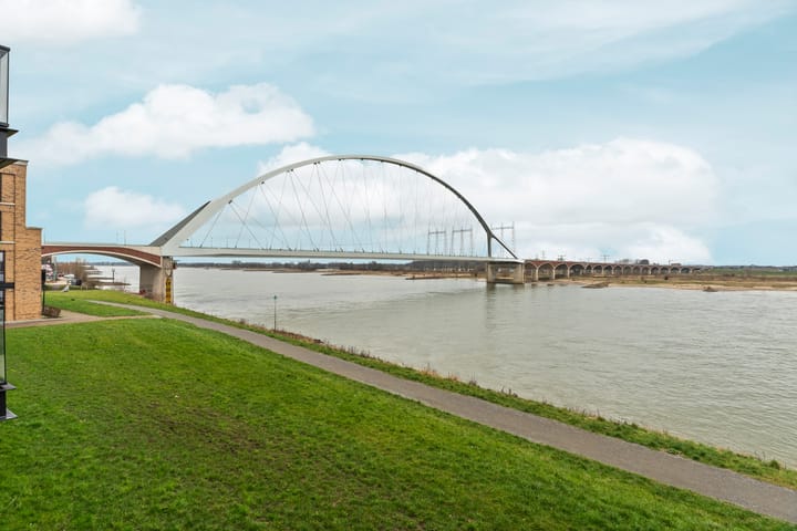 Foto 19 van Jan Nieraethstraat 46