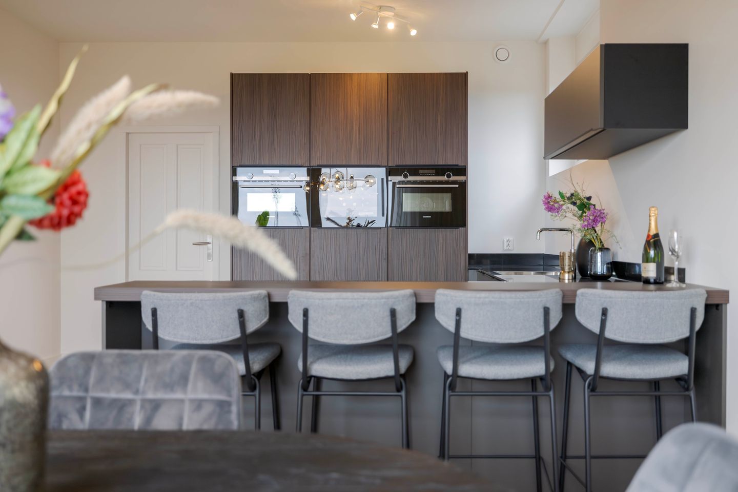 Photo 4 of Generaal Foulkesweg 227