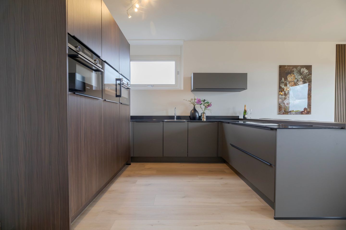 Photo 19 of Generaal Foulkesweg 227