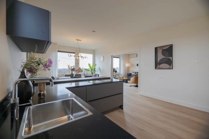 Foto 21 van Generaal Foulkesweg 227