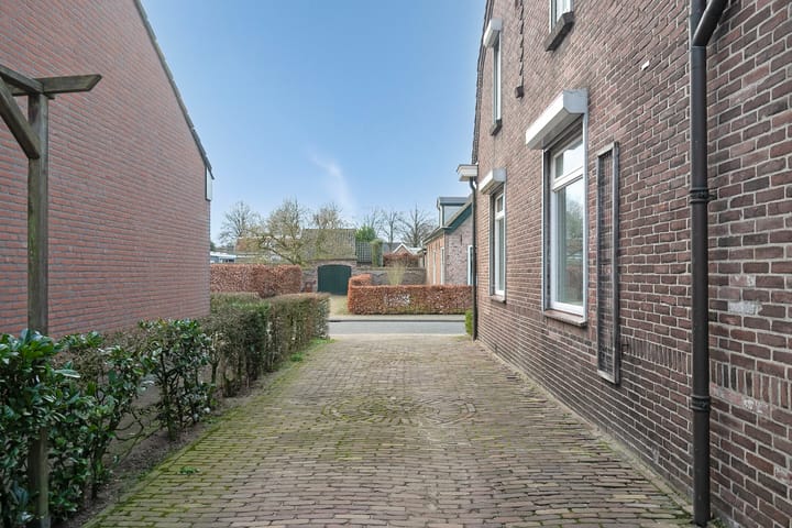 Foto 36 van St. Willibrordusstraat 13