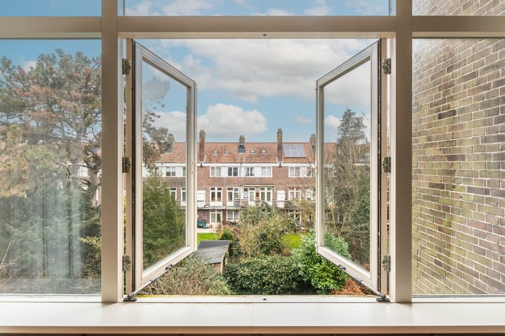 Foto 14 van Linnaeusparkweg 101-2