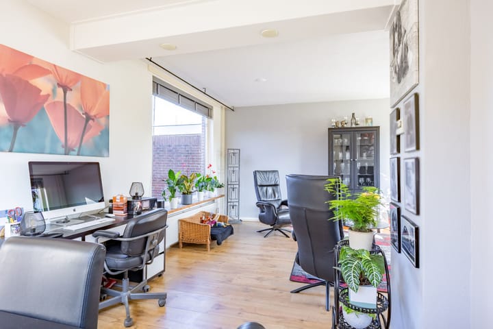 Foto 15 van Juffer Marthastraat 28-B