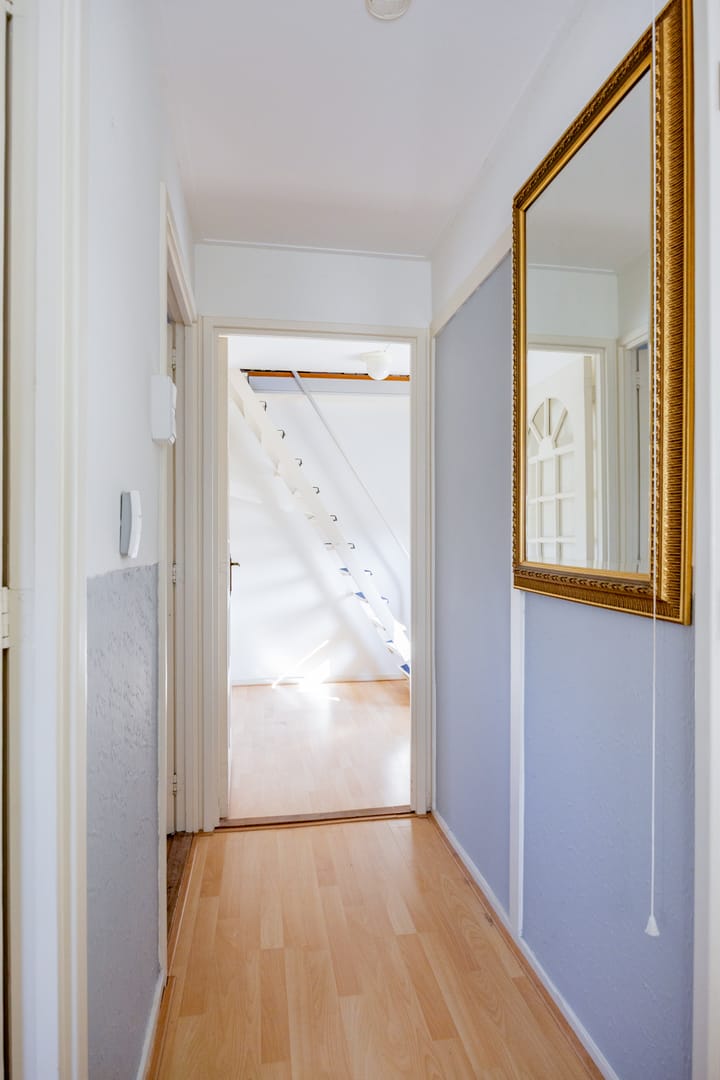 Foto 22 van Juffer Marthastraat 28-B