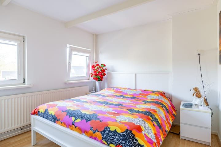 Foto 24 van Juffer Marthastraat 28-B