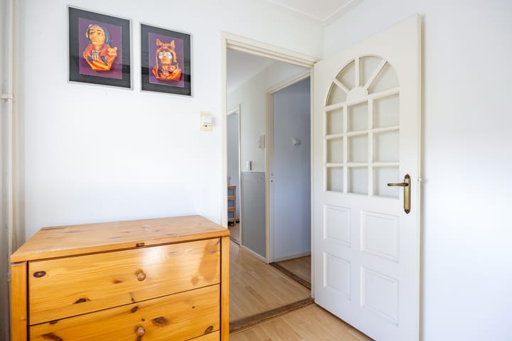 Foto 31 van Juffer Marthastraat 28-B