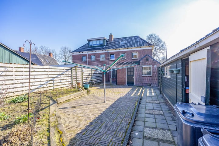 Foto 40 van Juffer Marthastraat 28-B